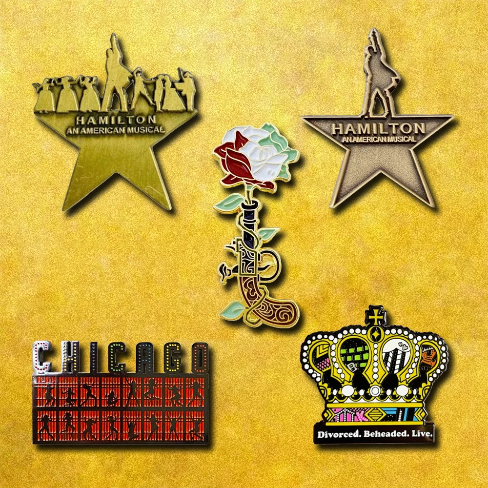 Broche con insignia perimetral musical Broadway Hamiltons-seis reinas SIX Chicago pin