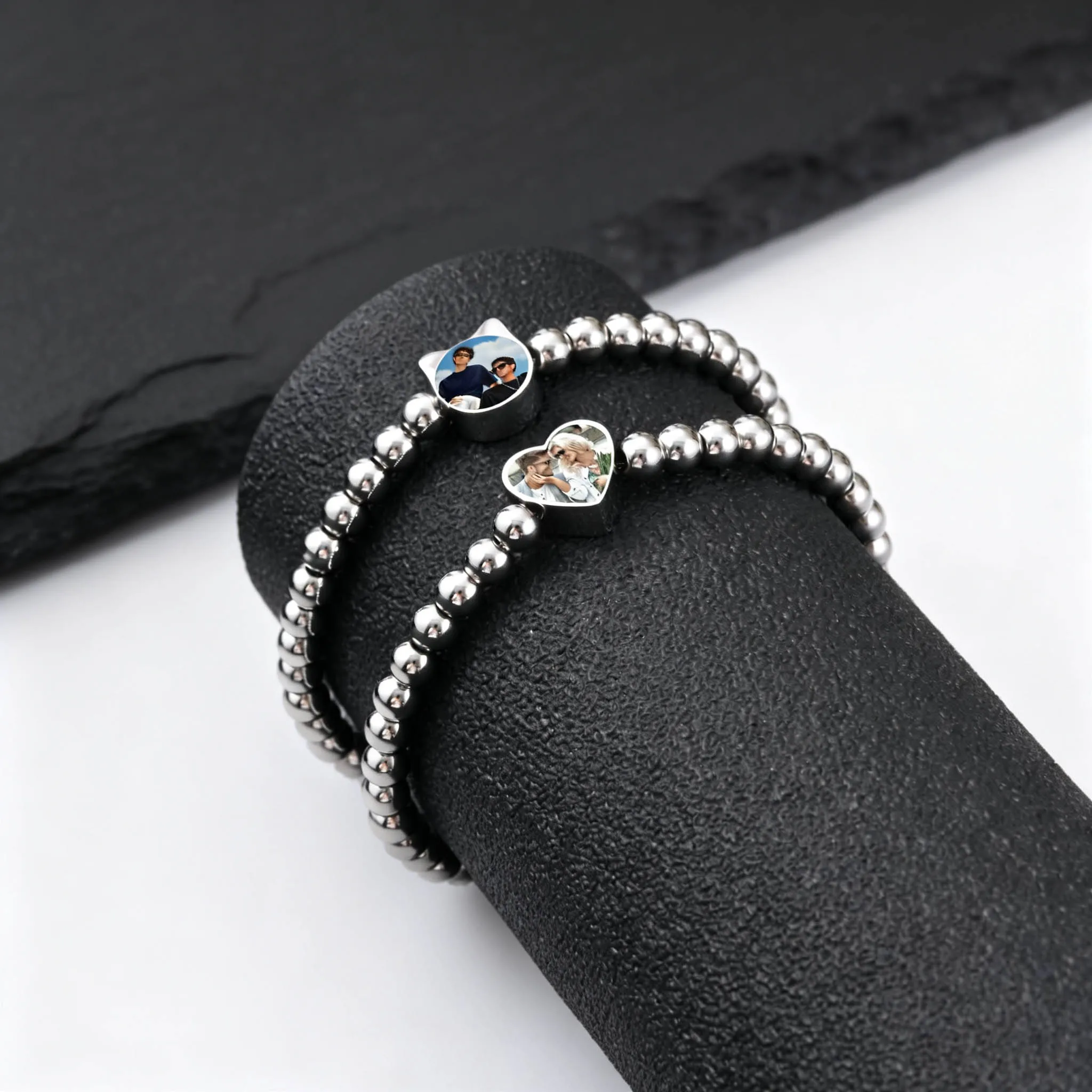 Personalisierte Foto-Armbänder für Männer, Frauen und Paare, Verstellbares Edelstahl-Metallperlen-Armband, Trendiges Schmuckgeschenk – Detail 2