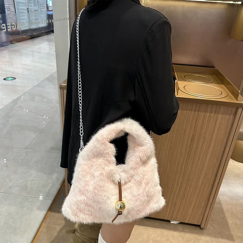 الشتاء لينة حقيبة دافئة فاخرة تصميم جديد المرأة فو الفراء حقيبة يد الفتيات رقيق سعة كبيرة حمل حقيبة عالية الجودة الفراء المحفظة