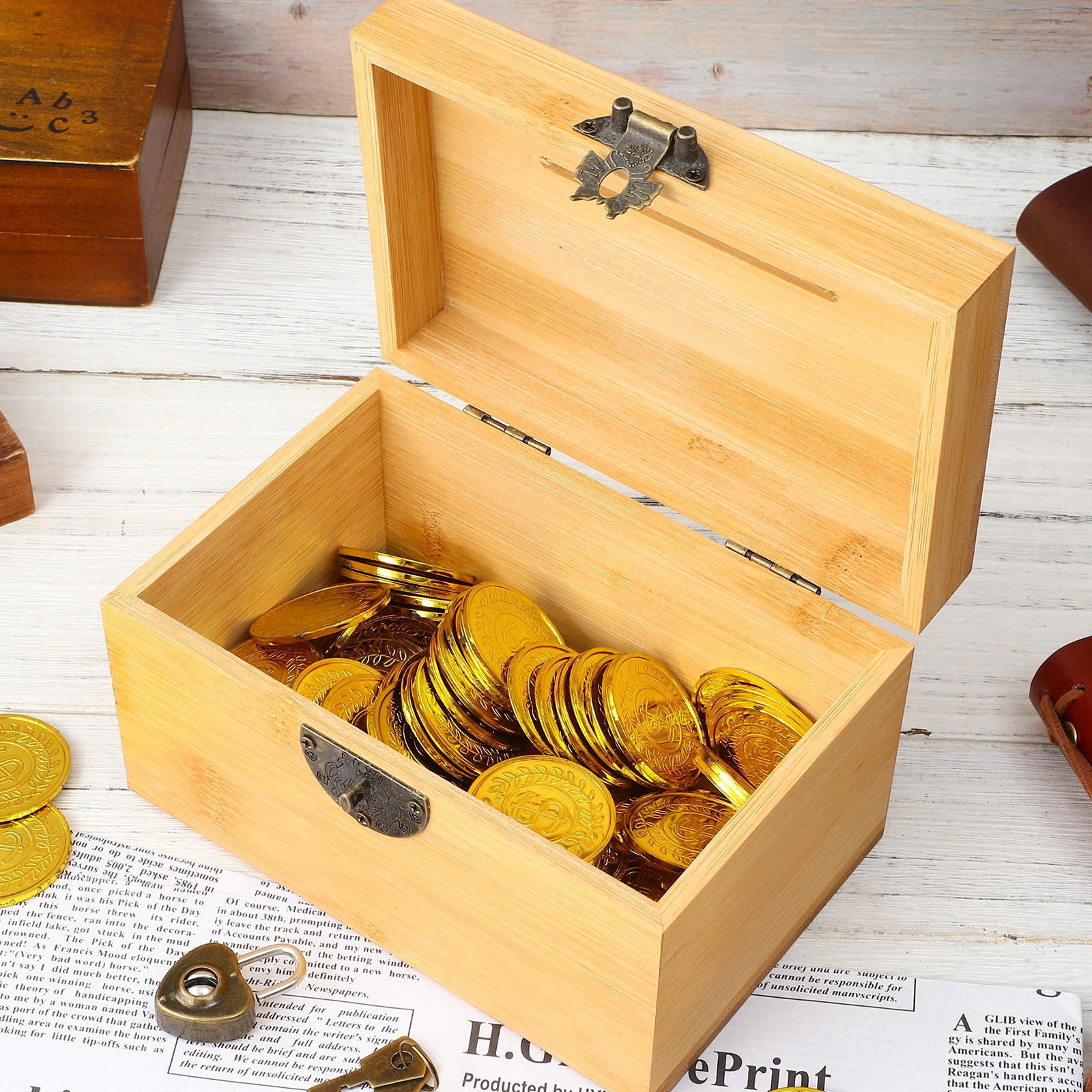 

Bamboo Wooden Vintage Heart Lock Piggy Bank for Treasure Chest Small Kids Adults Home Office Treasure Chest Case Gift