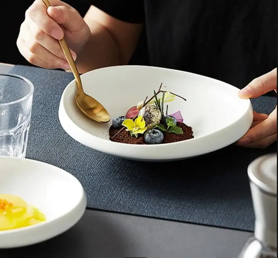 

6/7.8/10 Inch White Dinner Plate Under-glazed Ceramic Dishes Dessert Tray Irregular Shape Tableware Microwave Safe