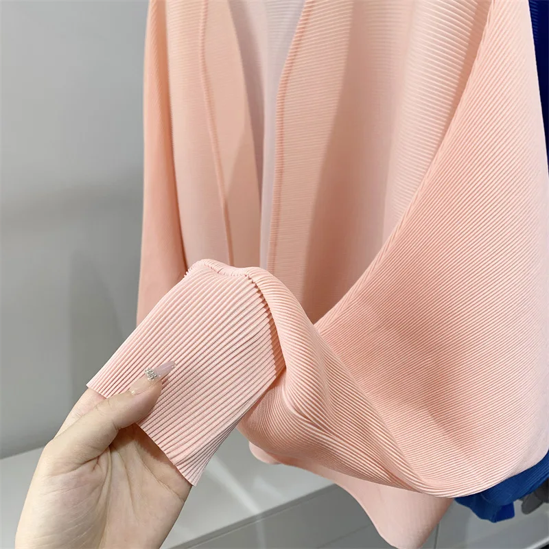 Miyake Pleated Women\'s Thin Jacket Autumn New Fashion Loose Big Yards High Elastic Bat Sleeve Cardigan New Women\'s Top