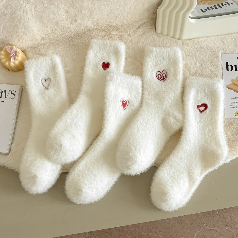 2/3/5/10 Pairs of Autumn and Winter Women's Socks Cute Plush Red Love Heart Print White Thick Warm Middle Tube Socks