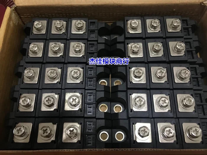 

Photovoltaic anti-reflection diode 55A 1600V MDK55-16 diode module 55A MDK55A1600V 1PCS