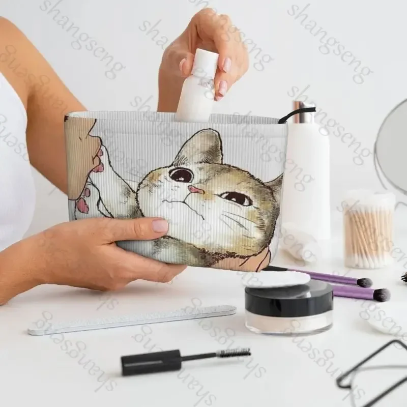 Lustige Cord-Kosmetiktasche, tragbare Reise-Kulturtasche, Aufbewahrungstasche für Schönheits-Make-up, Hautpflege, Kleinigkeiten, süße küssende Katze