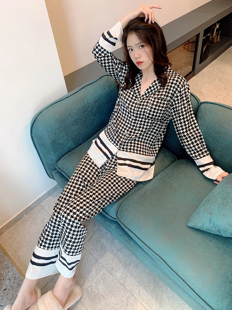 

Silk Long Sve Spwear Set for Women Ice Silk Home Clothes Spring Autumn Pattern Printed Comfortable Home Leisure Outfit