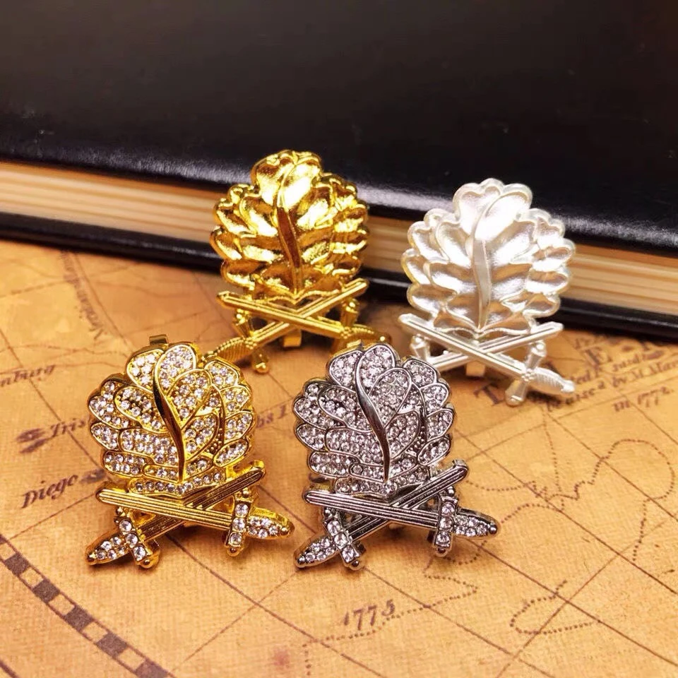 1pc Prussia Oak Leaf Badge Accessories Knight's Iron Cross Accessory Commemorative Medal Brooch Accessories Decoration Crafts