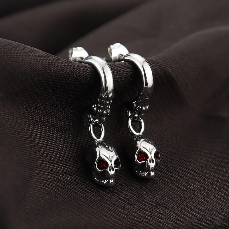 

2025 New Skull Earrings for Women, Cool and Cool, Elegant, Street, Nightclub, Non mainstream Jewelry