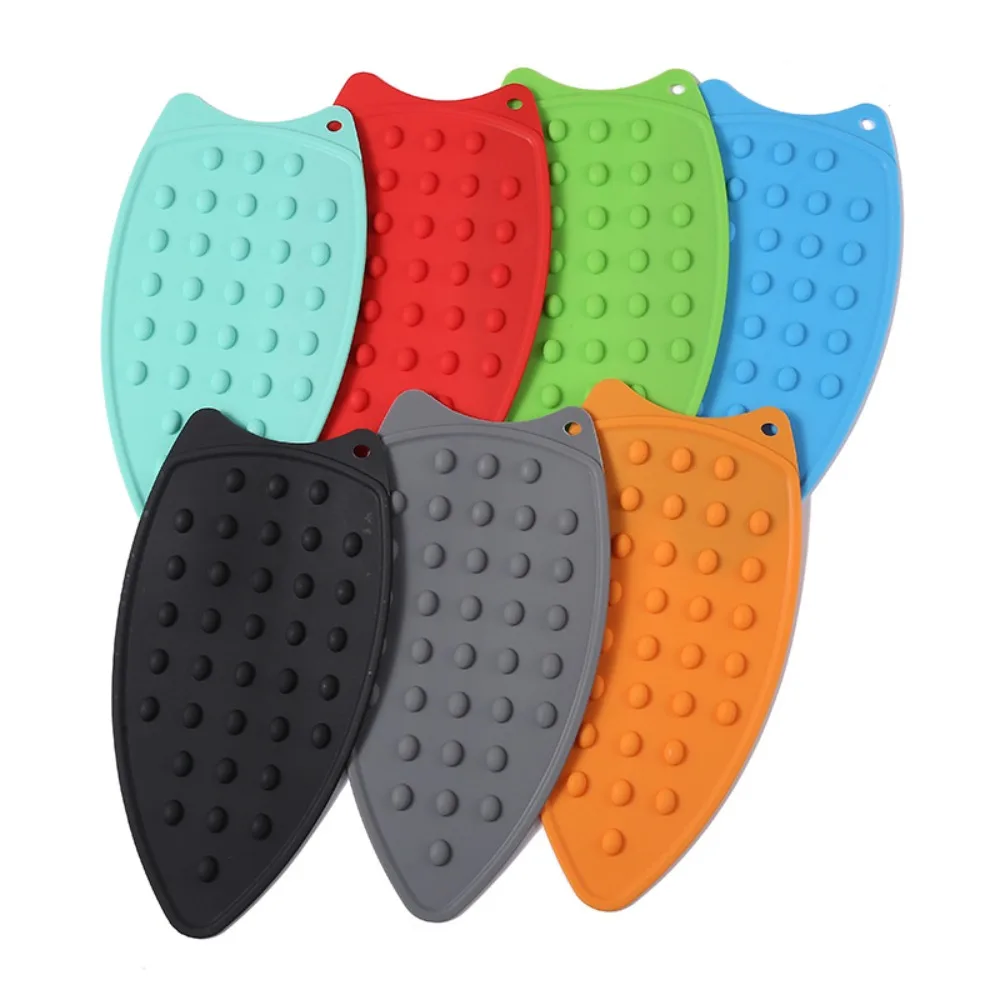 Hot Sale Hot Protection Suspension Design Home Steam Silicone Ironing Cover Rest Pads Iron Pad Ironing Clothes