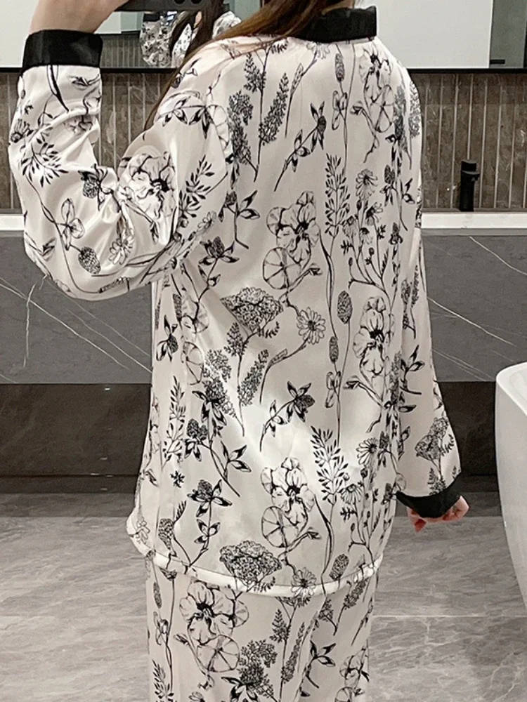 Pijamas clásicos chinos con estampado de flores y pintura de tinta para mujer, salones de estética artística elegante, ropa de casa de seda simulada, primavera 2025
