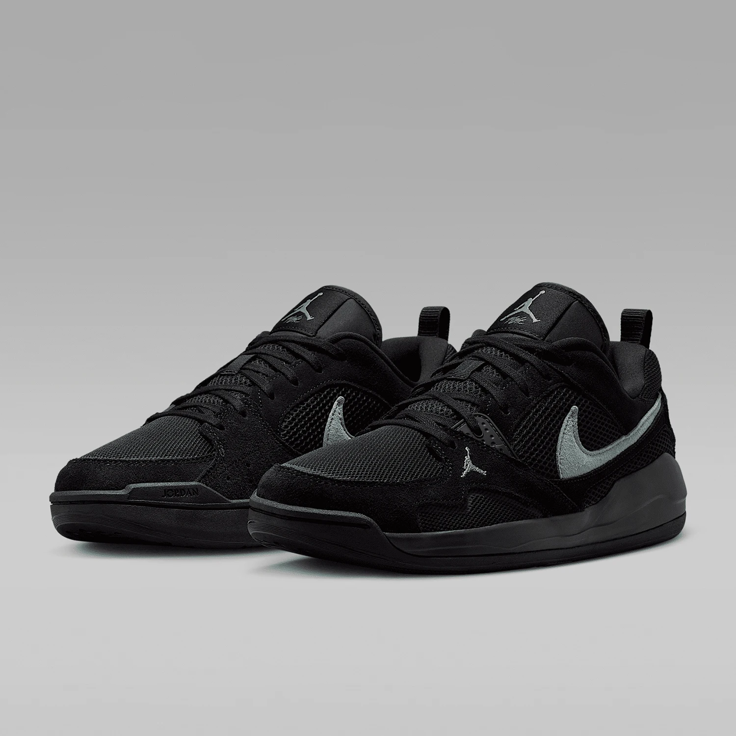 Nike Genuine Jordan Men's Low-Top Cushioned Durable Classic Sneakers HJ6777-002 - view 2