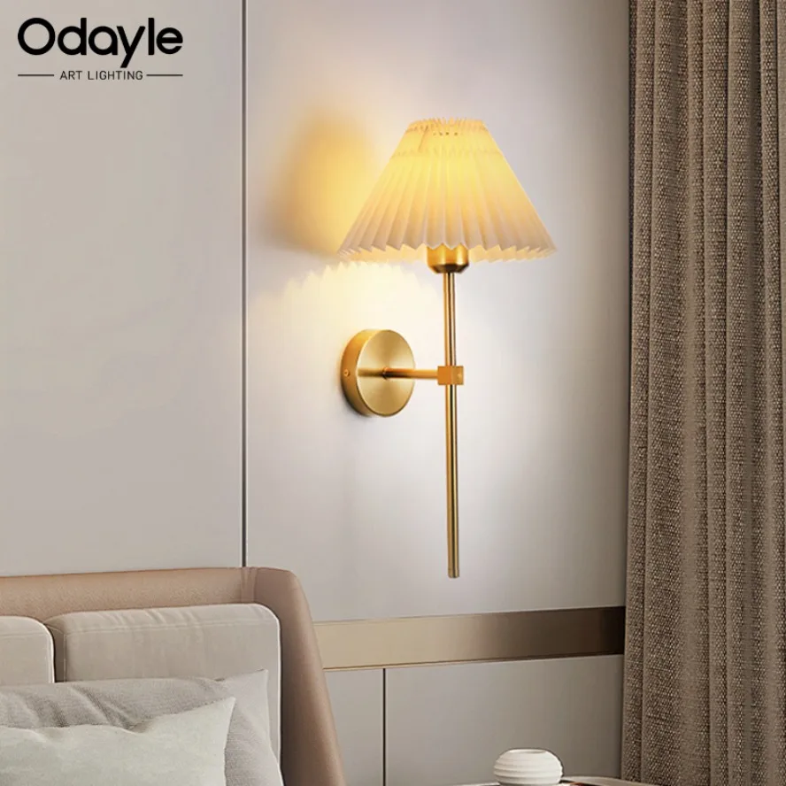 

Nordic LED Wall Lamp Modern and Retro Wall Lamp Creative Design Indoor Lighting Living Room Bedroom Study Bedside Lighting