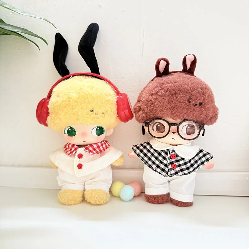 

Clothes For DIMOO And 15/17cm Labubu Cute Outfit Set With Black-White-Red Checkered Collar Cape Glasses And Headphones