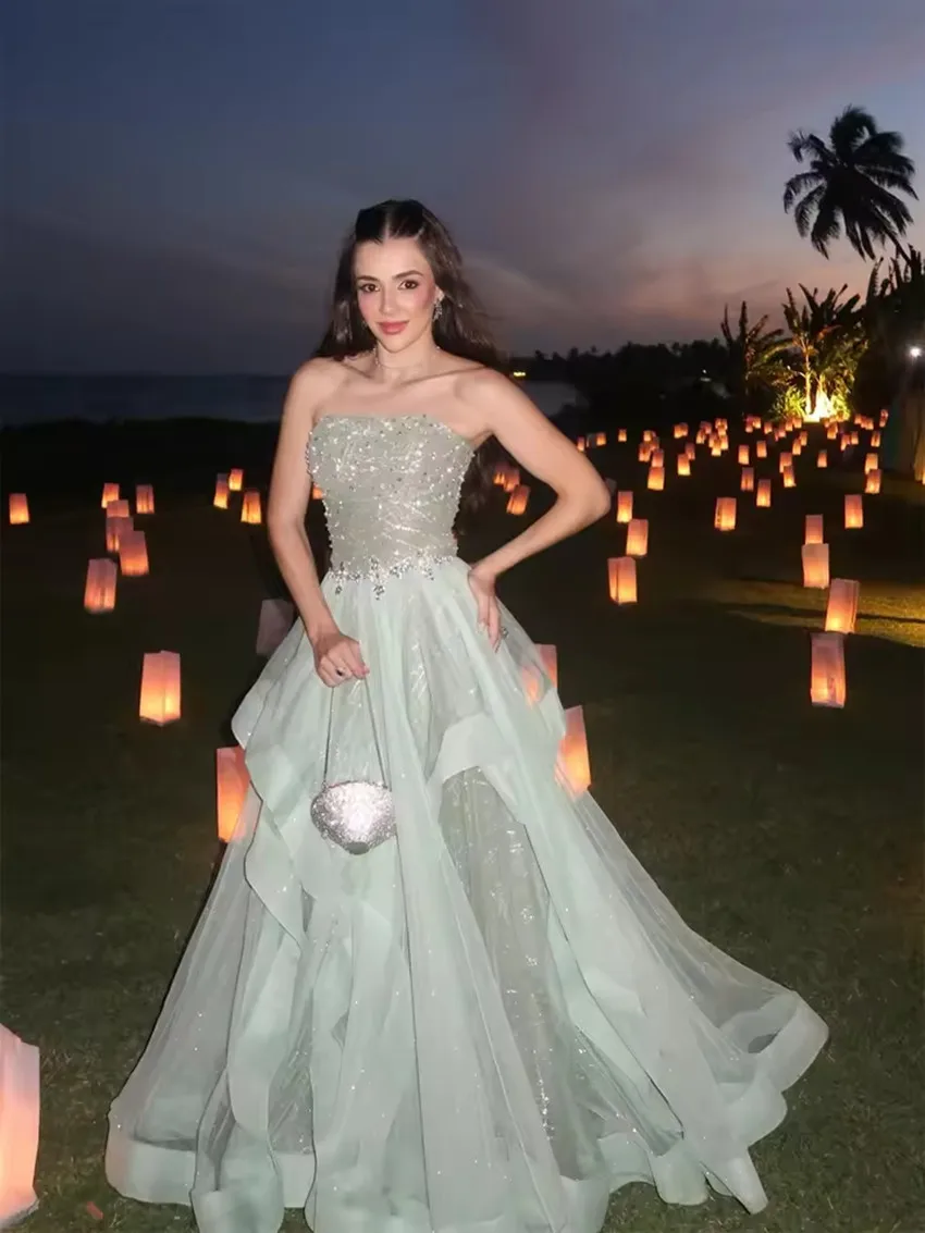 Maßgeschneidertes elegantes Damen-Abschlussballkleid, trägerlos, glänzende Perlen, Hochzeitskleid, A-Linie, bodenlang, Tüll, formelles Abendkleid