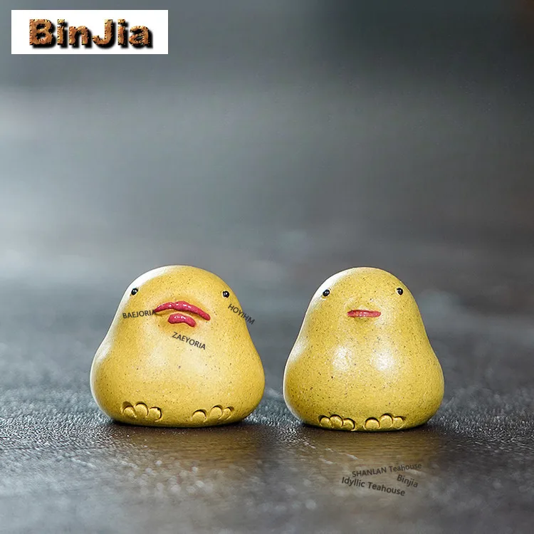 Yixing Purple Clay Mini Yellow Duck Tea Pet Aesthetic Tea Games Tea Figurine Play Toys Tea Statue Ornaments Craftsmanship Gift