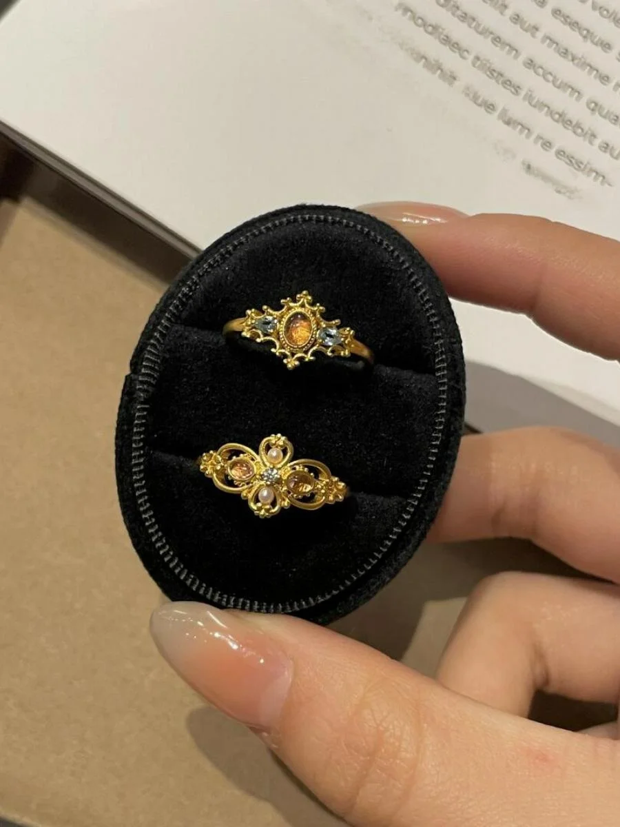 

Elegant Vintage Fashion Flower Silk Ring for Women Small Luxury Mid-century Egg-shaped Face Ring High-end Hand Jewelry