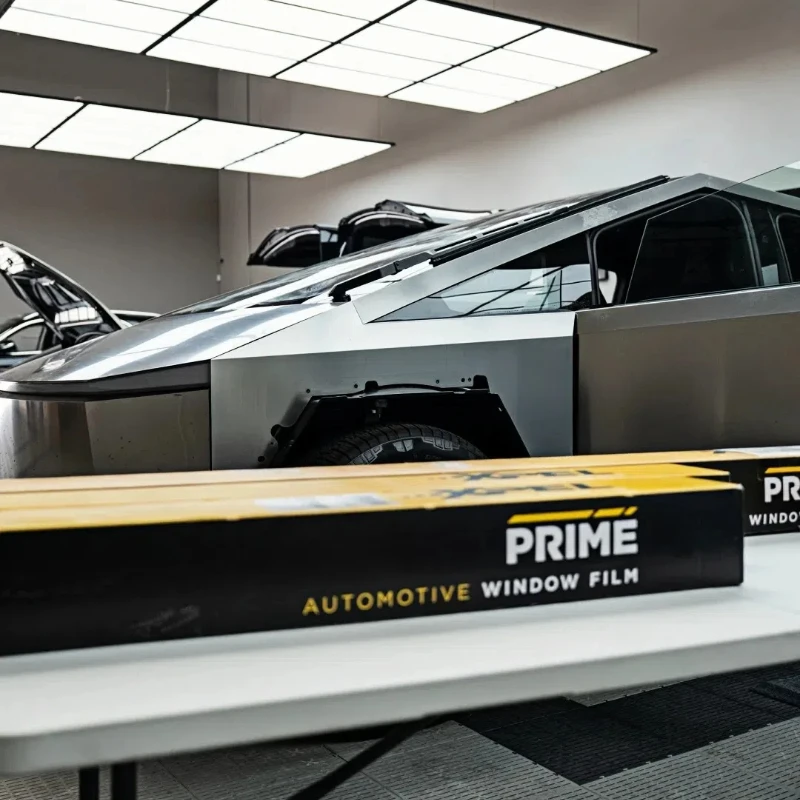 

XPEL PRIME X20 series Автомобильная оконная пленка Изоляция и защита от солнца Блокировка от ультрафиолета Высококачественный ПЭТ-материал 1,52 м * 30 м