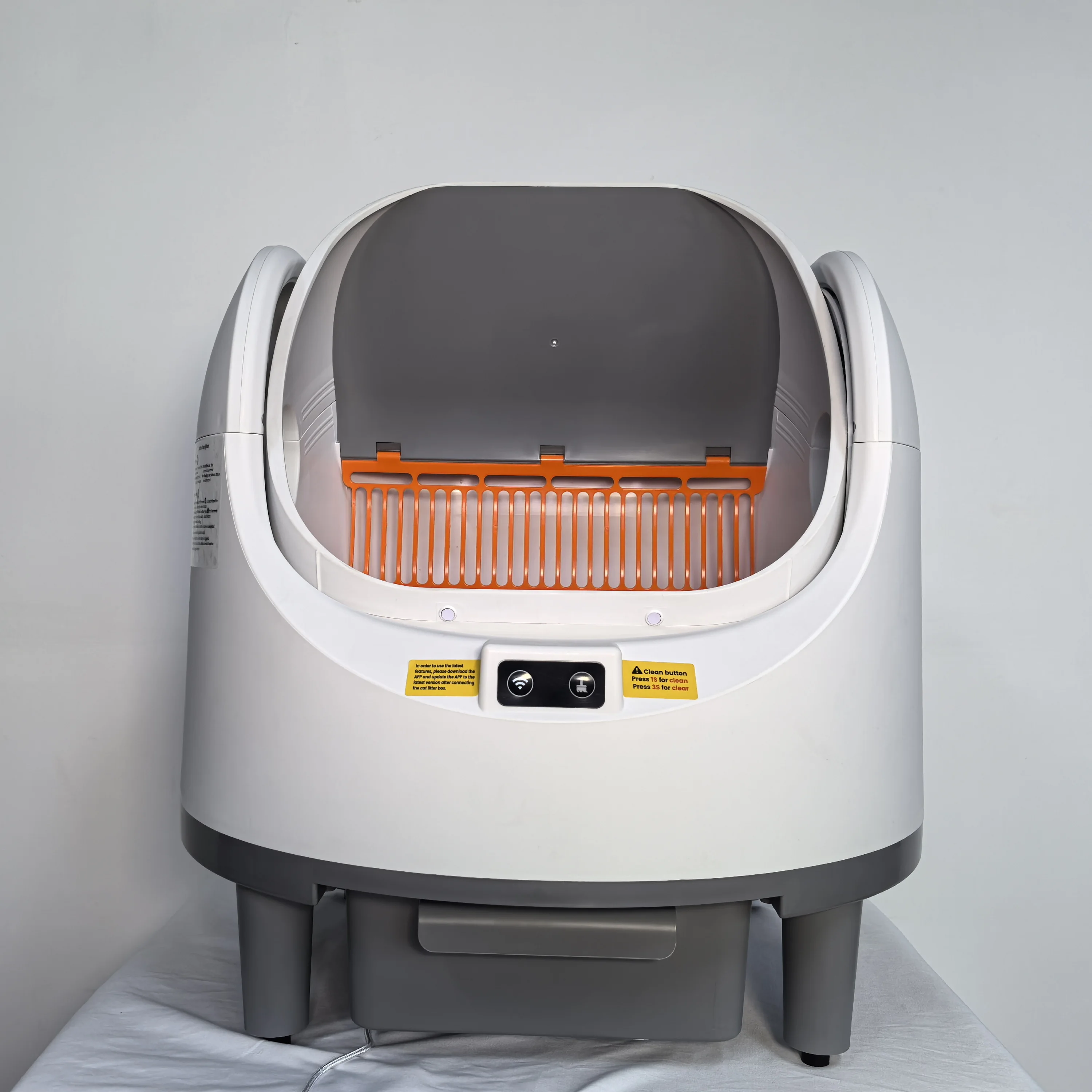 Factory Wholesale Smart Cat Litter Box Open Top Model Easy Clean Plastic Automatic Cat Toilet Weight Capacity