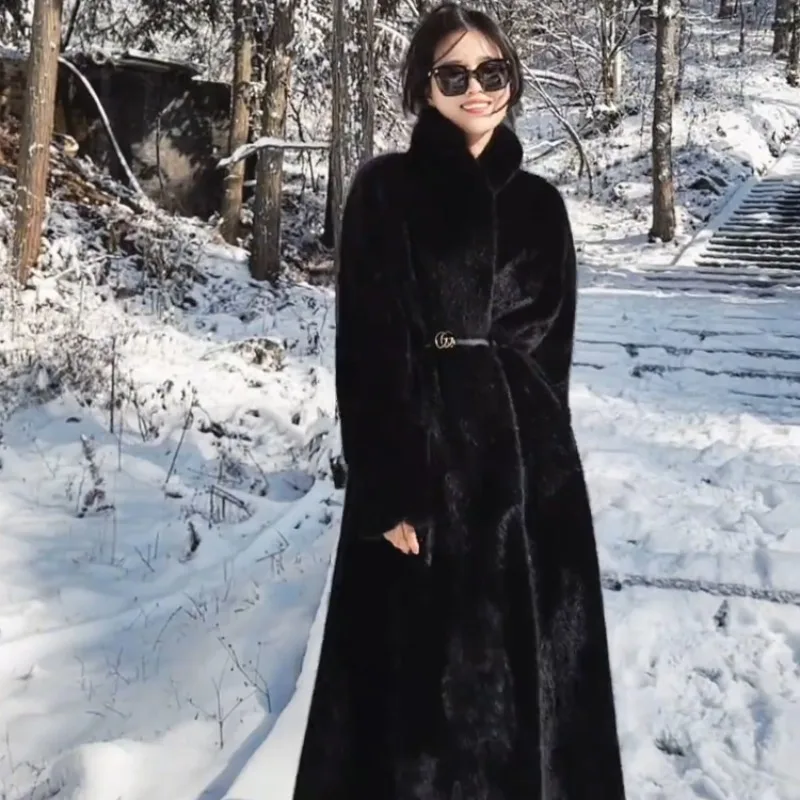 2025 겨울 신상 퍼 밍크 코트 젊은 고급 친환경 털 루즈핏 롱 해외 스타일 코트 인조 밍크 편안함