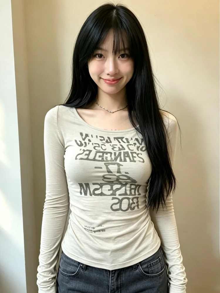 Women Y2K Vintage Letter Printed Long Sleeve Top U Neck Slim Fit Stretchy Ruched Curved Hem Basic Casual Streetwear Fashion Tee