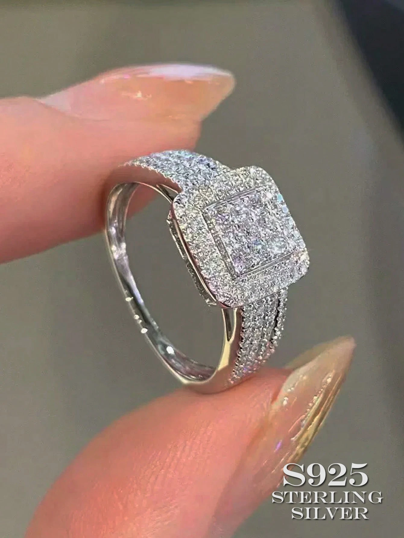 

S925 Роскошное квадратное кольцо с инкрустацией цирконом, подходит для подарков, свиданий, вечеринок, повседневной носки, помолвок, свадебных украшений, женских элитных украшений