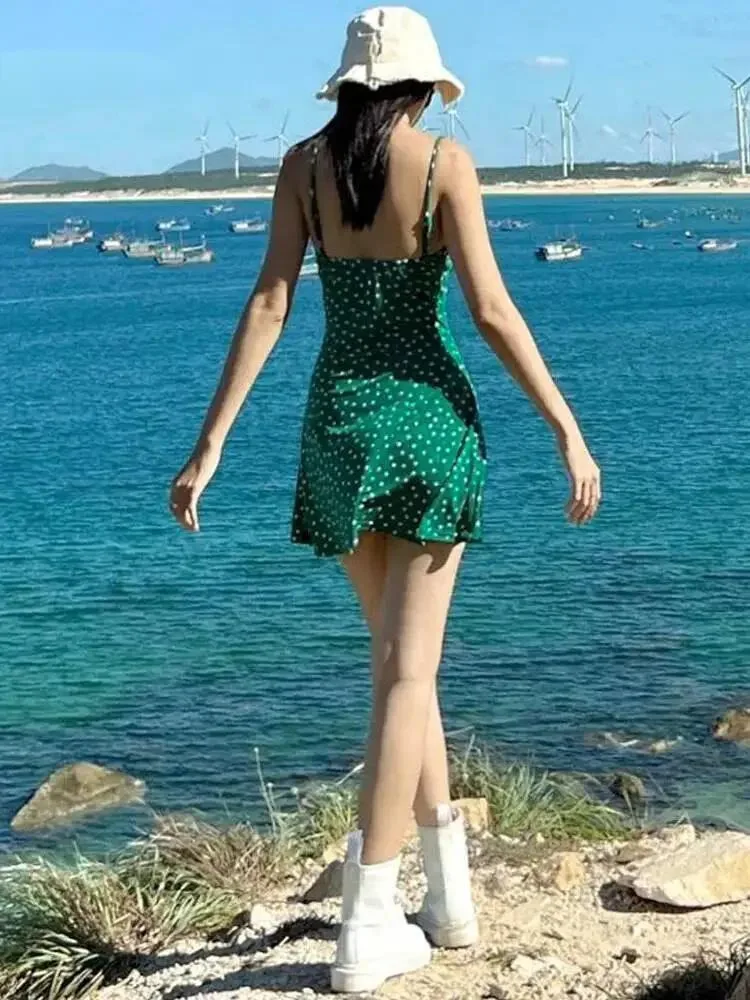 ชุดเดรสสั้นรัดรูปเซ็กซี่เปิดหลังพิมพ์ลายจุดฤดูร้อน 2025 สำหรับงานพรอม ชุดลำลองผู้หญิงสไตล์ Y2K เหมาะสำหรับงานเทศกาลชายหาด LM6S