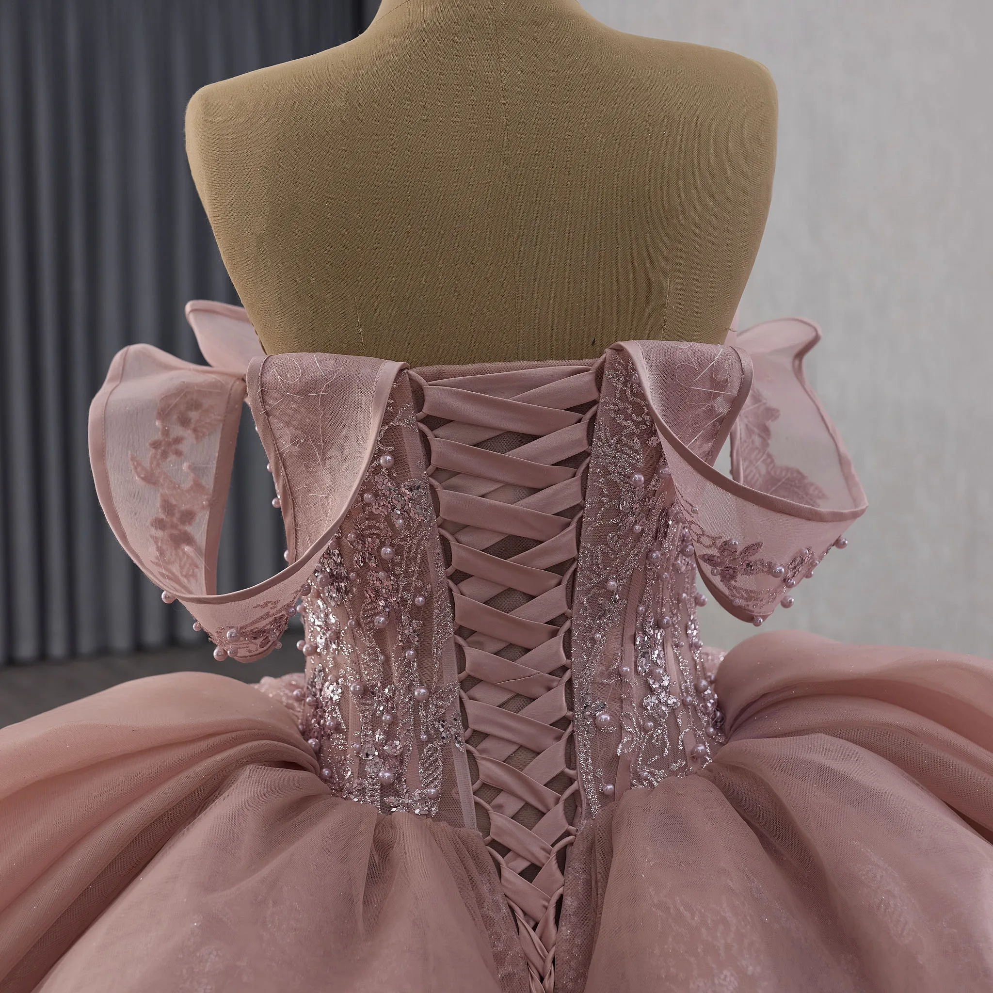 فستان Rosymae وردي أحمر الخدود مكشوف الكتفين Quinceanera أنيق مكشكش ماكسي ترتر وطبقة لؤلؤية لأسلوب الأميرة #4