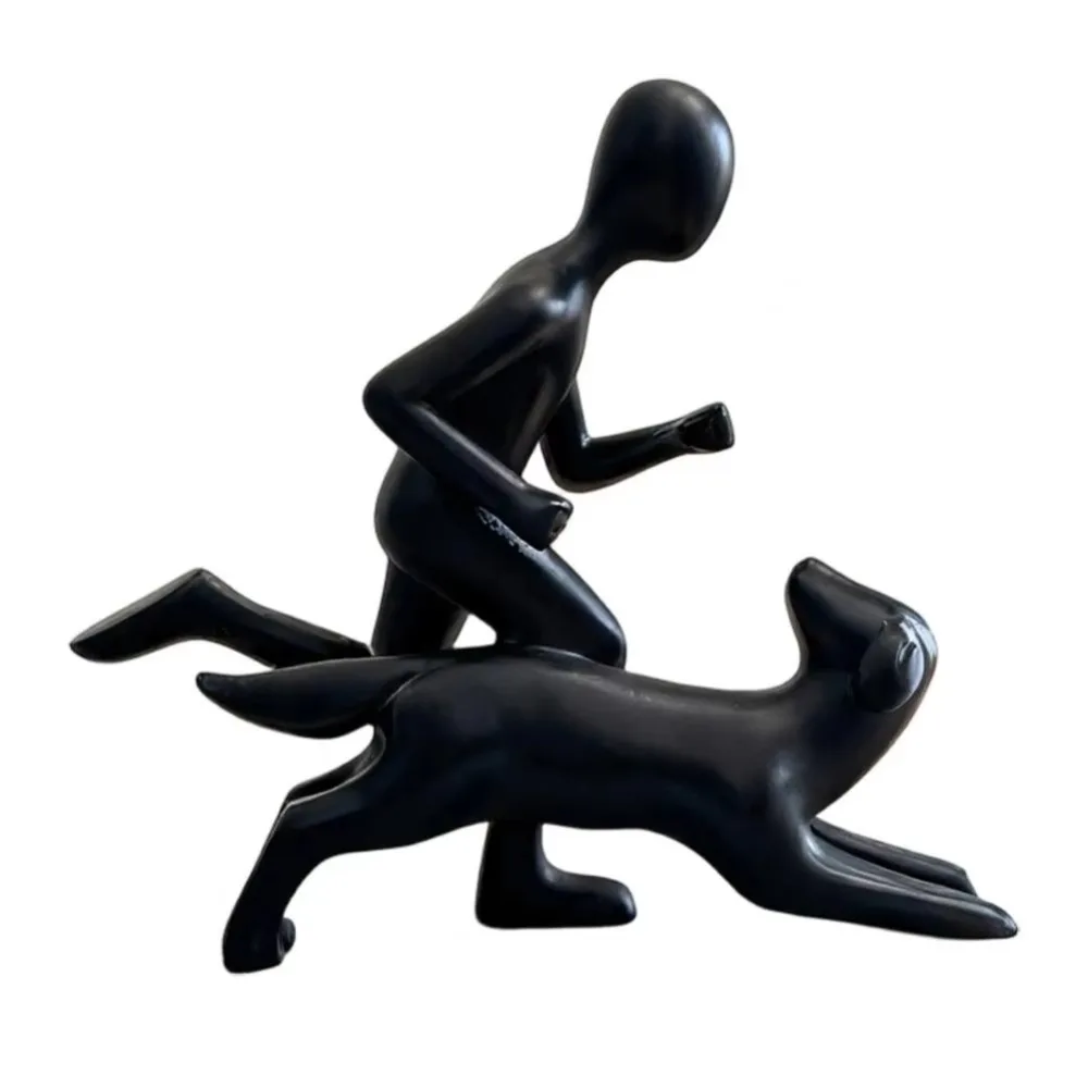 Mantel Decor Minimalist Running Man and Dog Statue Cute Puppy Funny Dog Owner Statue Resin Puppy Figurine Graduation Gift