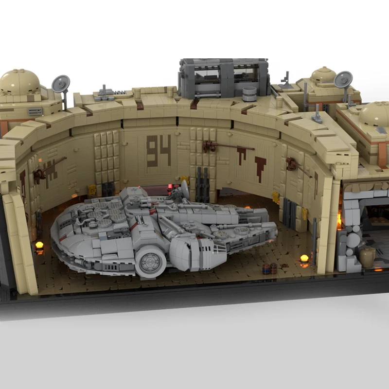 6649pcs MOC Docking Bay 94 Mos Eisley Midi Scale Diorama Star Battle Building Blocks Assemble creative Christmas toy Gift