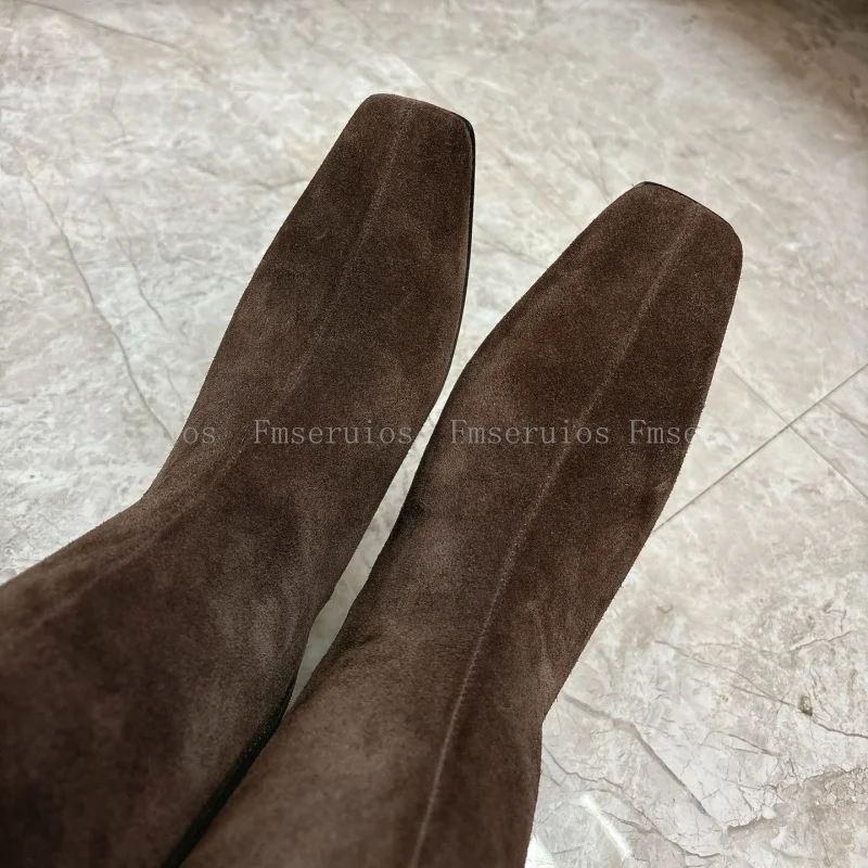 موضة جديدة حذاء برقبة للركبة ساحة تو كعب سميك الجلد المدبوغ جلد طبيعي أحذية طويلة سستة تصميم بسيط أحذية النساء جودة