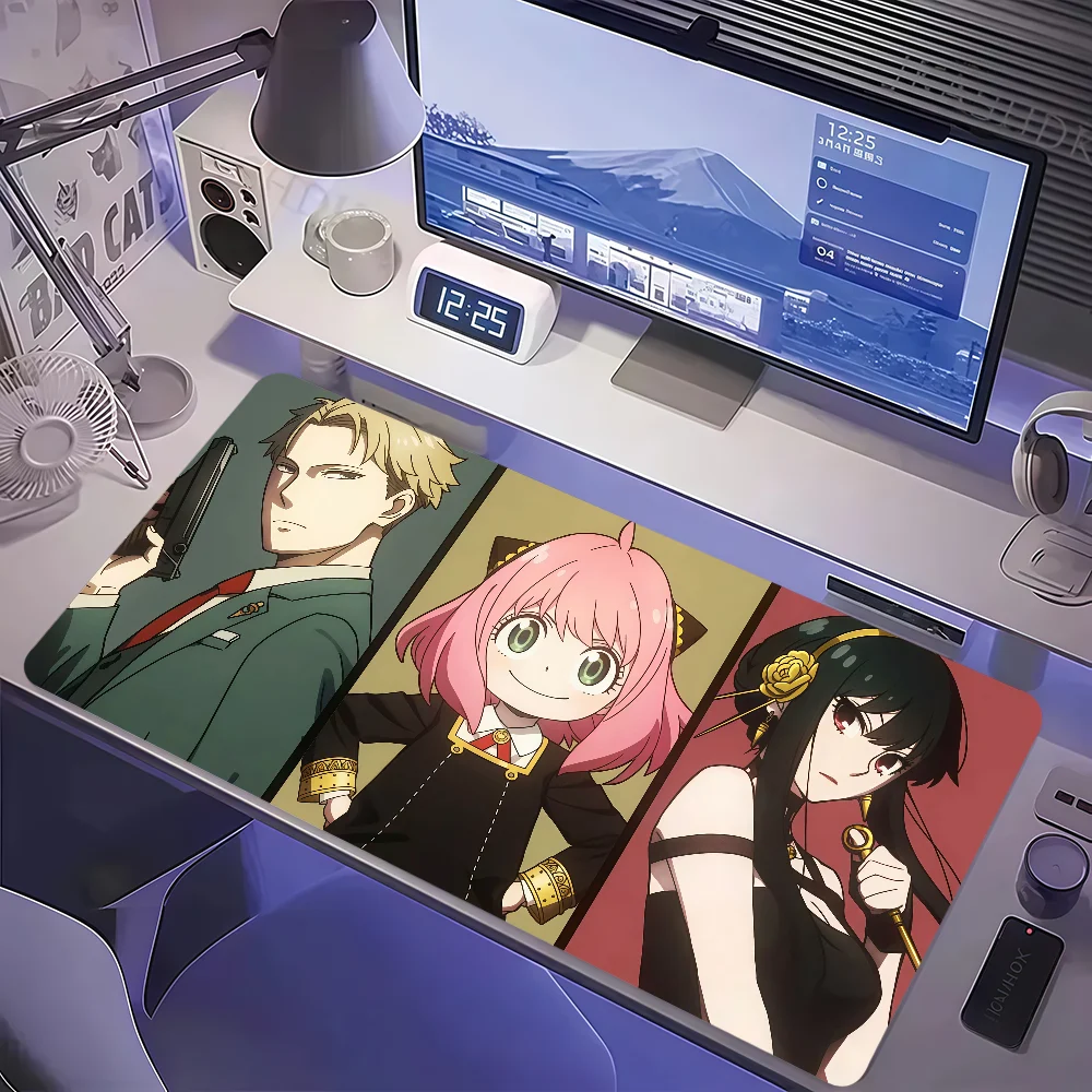 Anime S-s-SPY F-f-a-FAMILY-y Mouse Pad Large Non-slip Lockedge Desktop Computer Desk Mat Keyboard MousePad Office Gamer Student