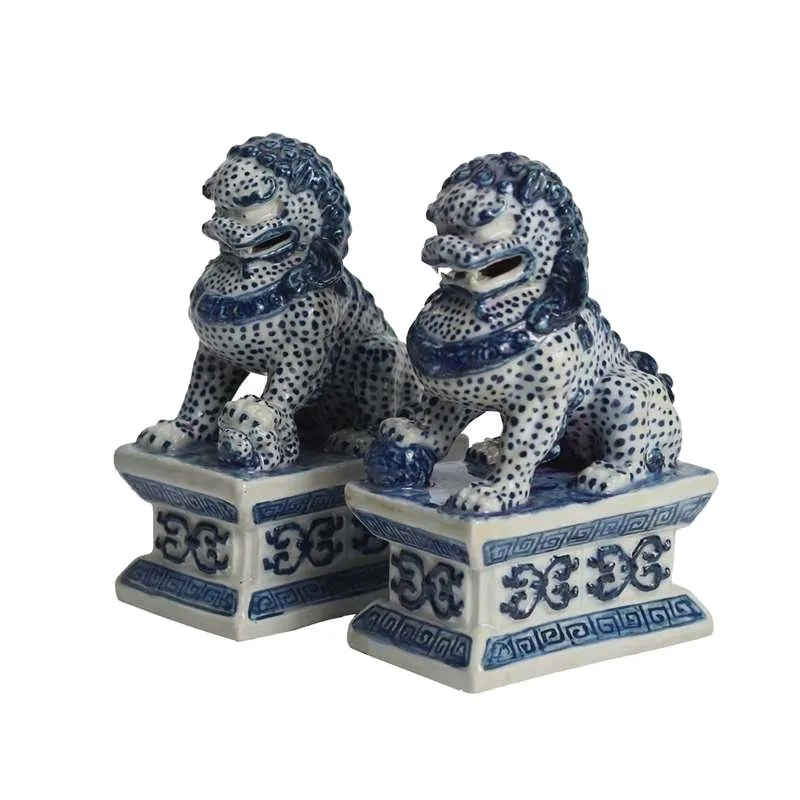 

Blue and white pair of lion ceramic sculpture home decoration