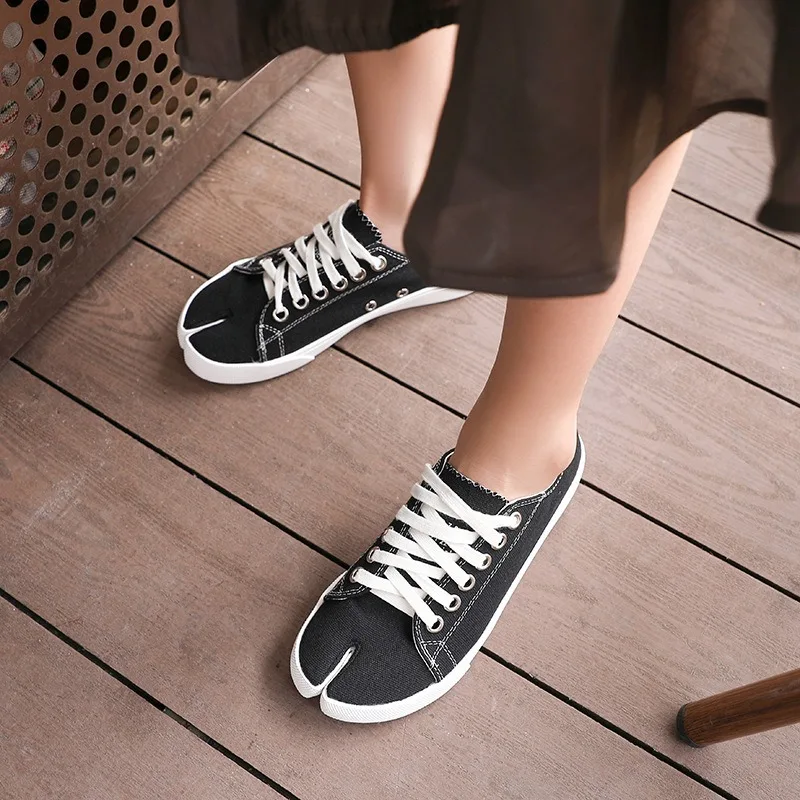

High Quality Women's Sneakers and Casual Shoes Fashion Canvas Womens Shoes Splash Ink Split-toe Shoes for Women Zapatos De Mujer