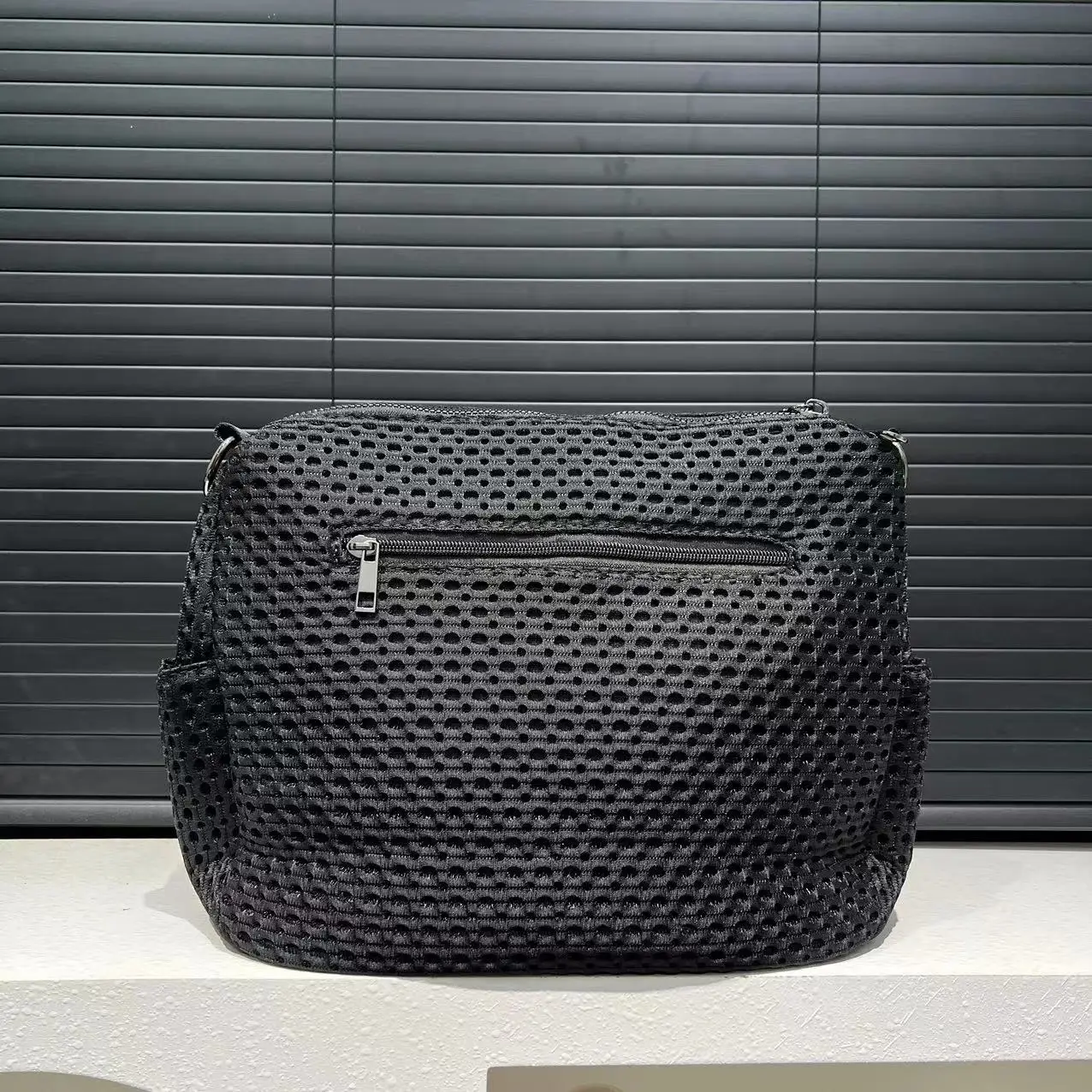 Borsa a tracolla in nylon con giunture in rete neutra alla moda, grande capacità, borsa leggera e casual