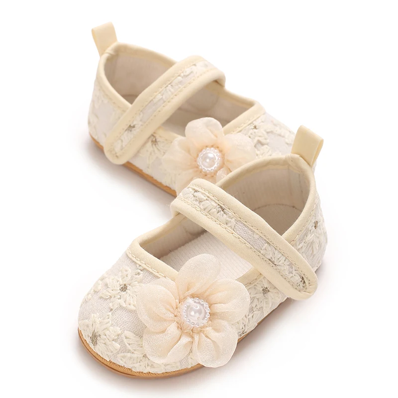 ربيع جديد حذاء طفل الدانتيل المطرزة أحذية رائعة الأميرة أحذية المضادة للانزلاق لينة سوليد المرأة أحذية المشي الطفل