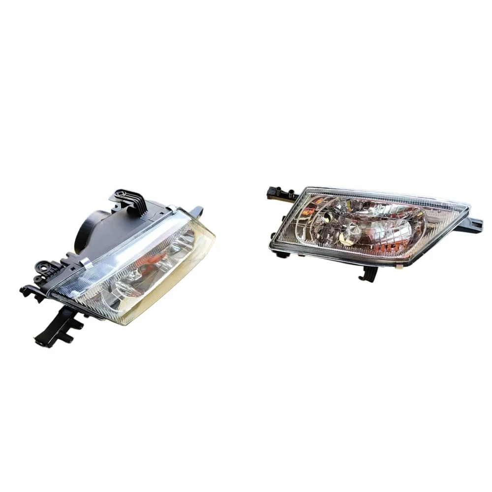 Suitable for Nissan Wingroad AD Wagon Y11 1999-2005 Crystal Car Front Headlights 2PCS