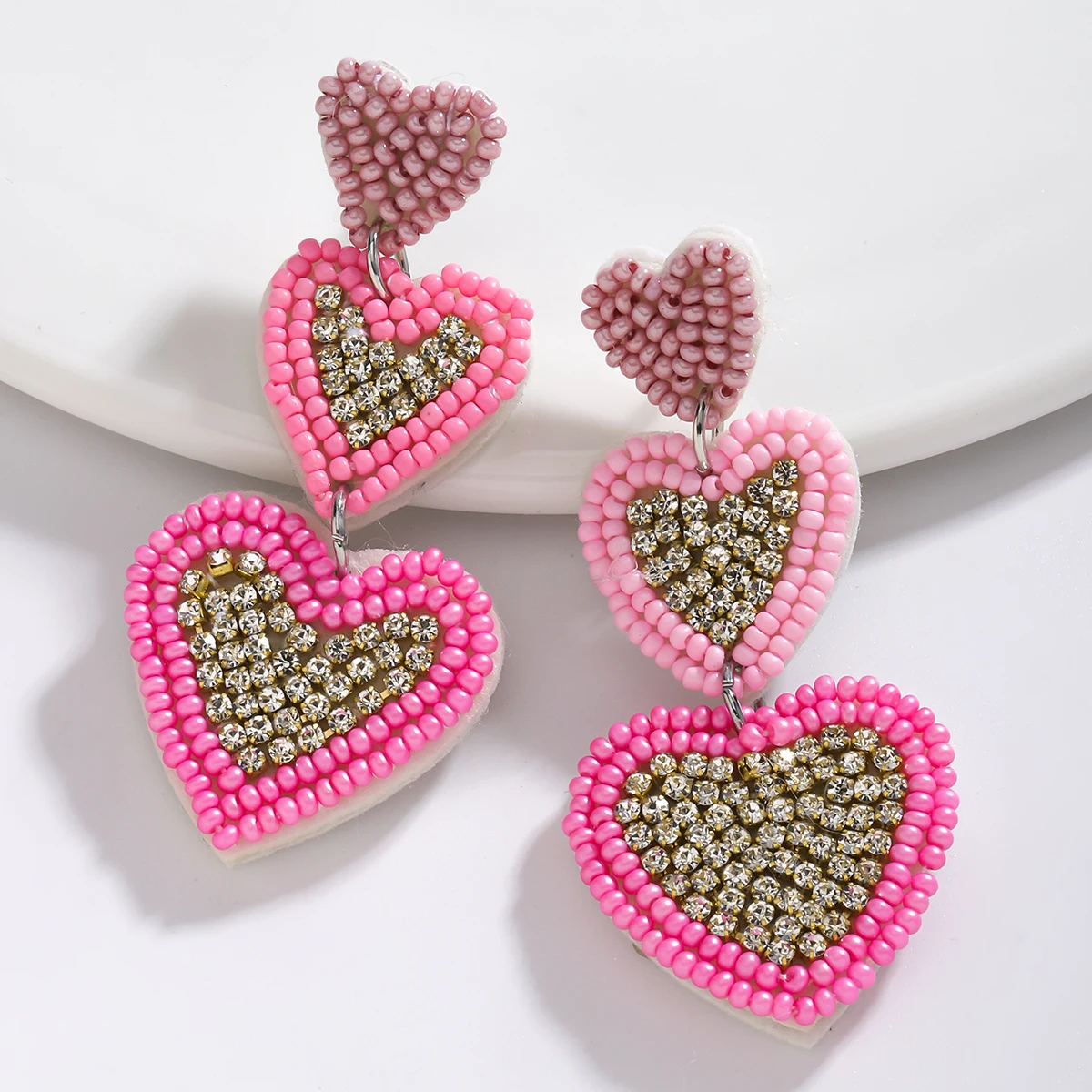 Best Lady Pink Handmade Beaded Heart-Shaped Christmas Tree Earrings for Ladies Suitable for Christmas Valentine\'s Day Wear
