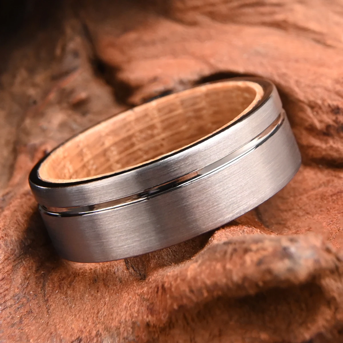 8mm Brushed Finishing Tungsten Ring Wine Barrel Wood Inner Ring, Mens Wedding band Ring Engagement Party Fashion Jewelry Gift