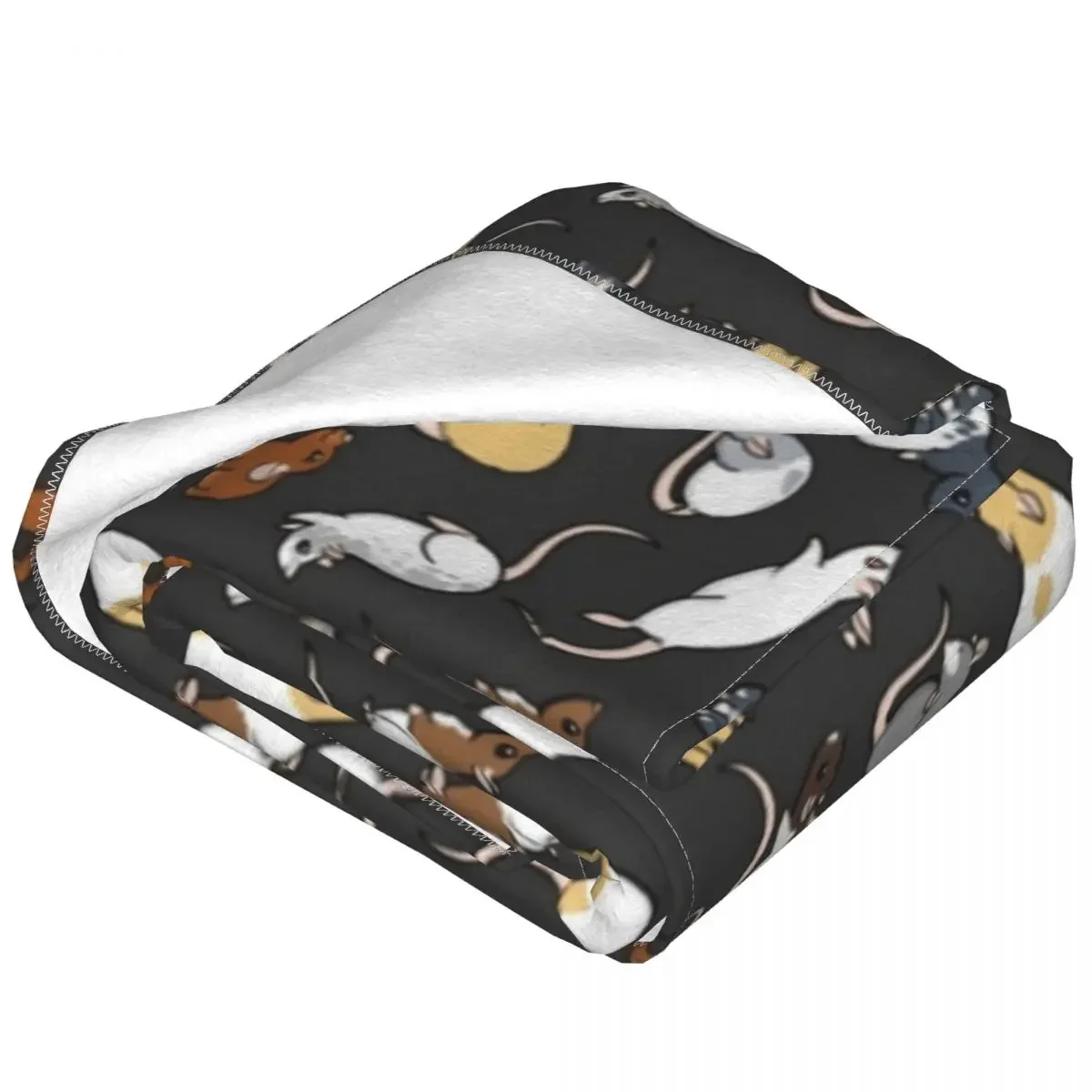 Cute Rats Warm Soft Blanket Mouse Animal Airplane Travel Bedding Throws Spring Novelty Custom Flannel Bedspread Sofa Bed Cover