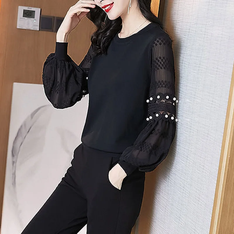 Elegant Fashion Lace Patchwork Knitted Chiffon Shirt Womens Clothing 2024 Spring New Hollow Lantern Sleeve Beading Blouse Female