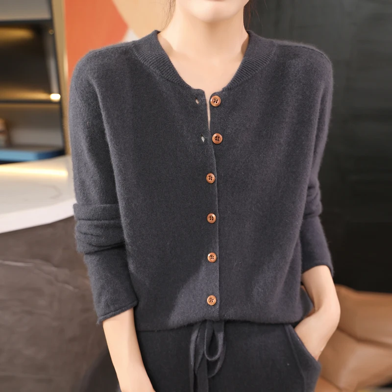 

Women's Stand Up Collar Cardigan 2024 New Autumn/Winter Comfortable Fit Llong-sleeved Warm Wool Knit Bottoming Shirt Fashion Top