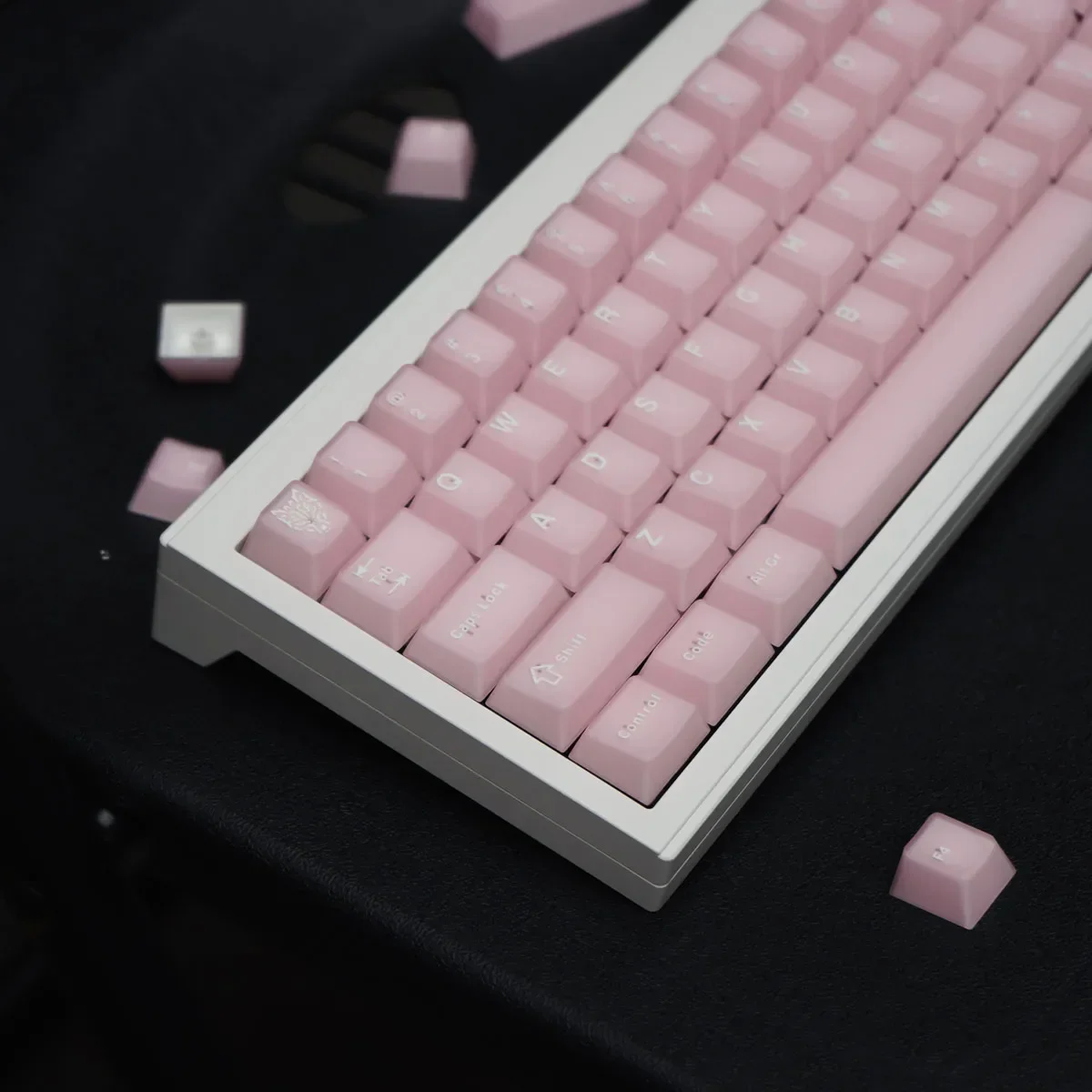 

ECHOME Pink Jade Theme Keycap Set PBT Dye-sublimation Translucent Keyboard Cap Cherry Profile Key Cap for Mechanical Keyboard