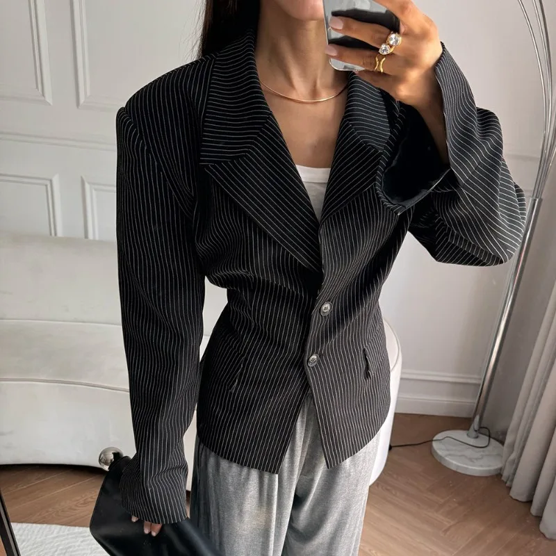 Tuularose موضة مخطط السترة الفاخرة شارع العليا سليم التلبيب المرقعة كم طويل السترة المرأة مظهر الحفلات مكتب معاطف جديدة