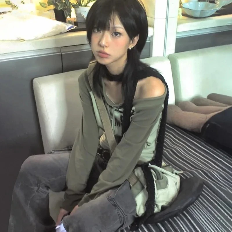 

Японская футболка с открытыми плечами Y2k, футболка с длинными рукавами и принтом граффити в стиле гранж, винтажная уличная одежда в стиле Харадзюку, 90-е годы