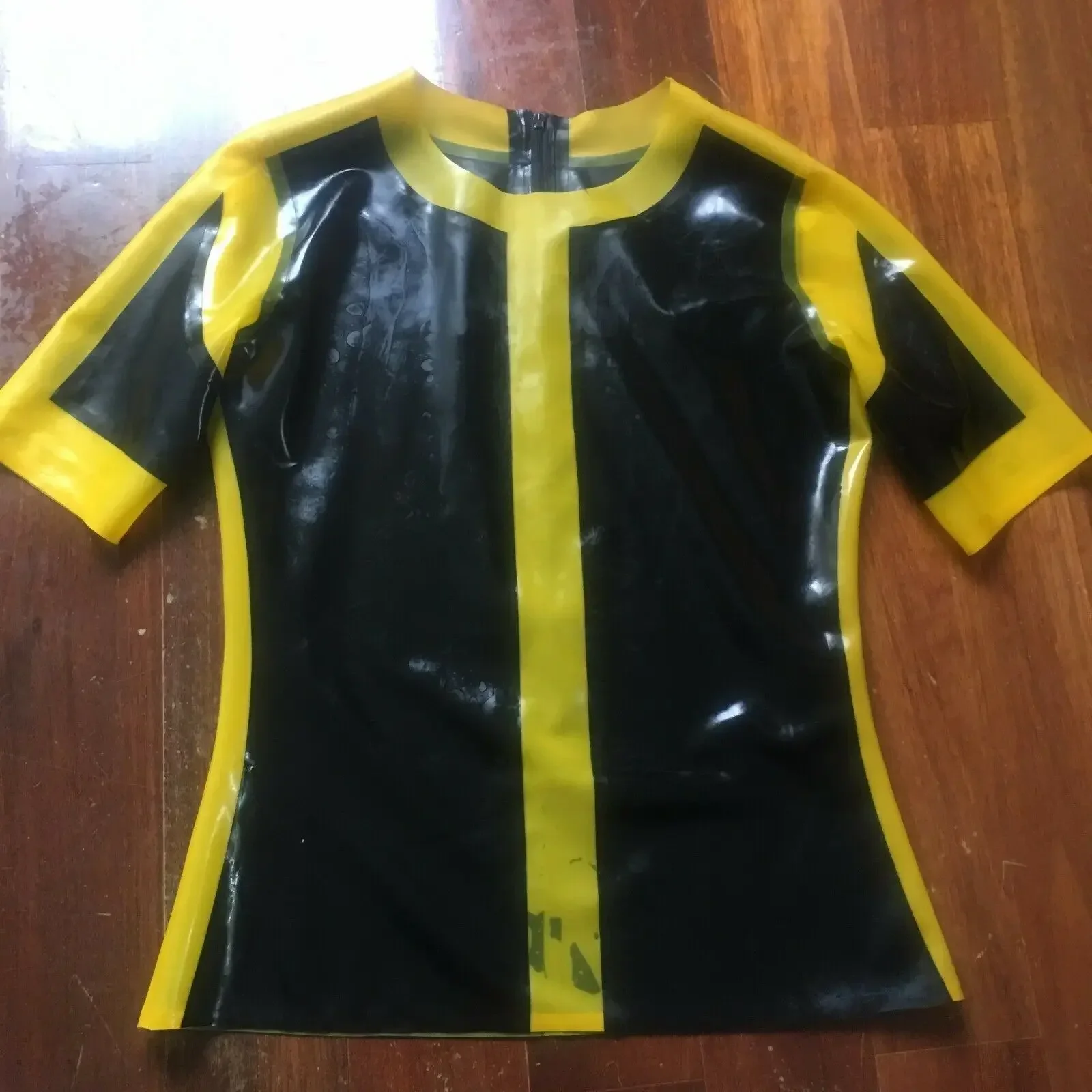 

Hot Sale Latex Black Short Sleeve Zipper 100% Rubber Fixed 0.4mm Size XL- show original title