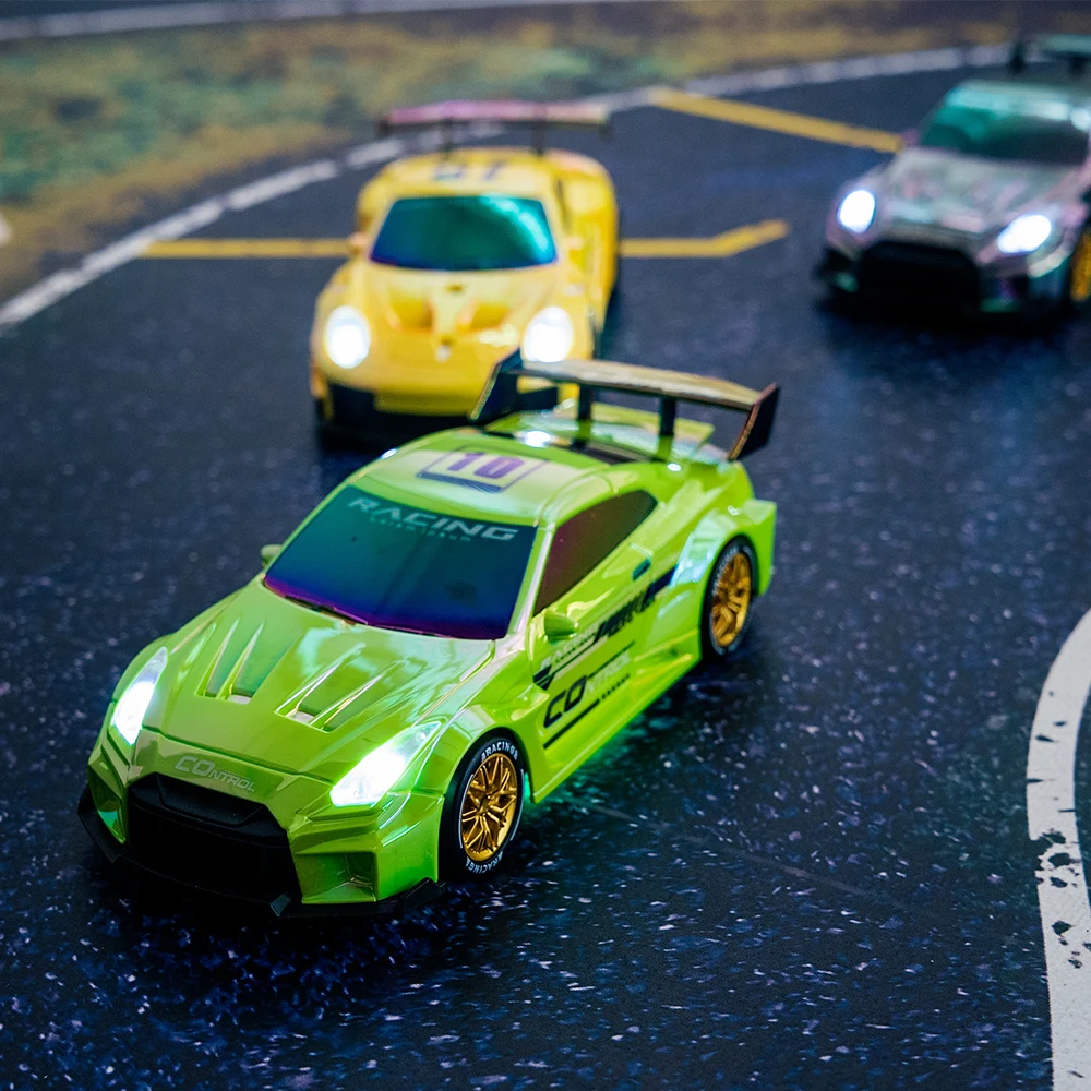 Modelo de coche RC Coche de carreras de deriva simulado con tracción en las cuatro ruedas pintado con aerosol brillante 2. Modelo de coche RC de carreras 4G con juguetes ligeros