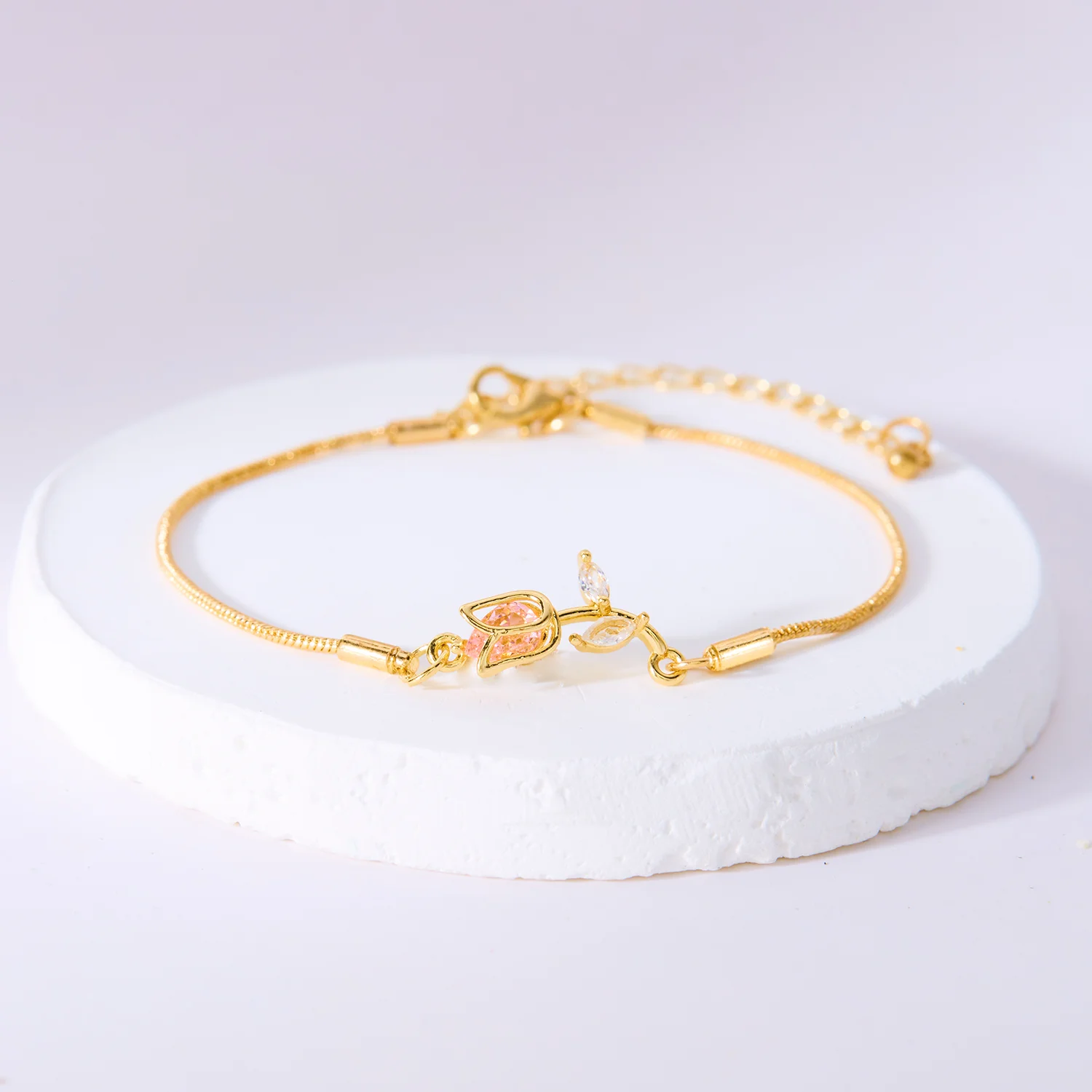 Mode Gold Farbe Kristall Zirkon Blume Tulpe Armband für Frauen Hochzeits feier Valentinstag Geschenk Schmuck