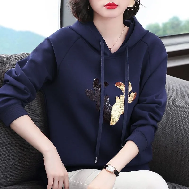 Women Sequin Deer Head Print Hoodie Loose Long Sleeve Casual Hooded Pullover Top For Spring Autumn Middle Aged Ladies