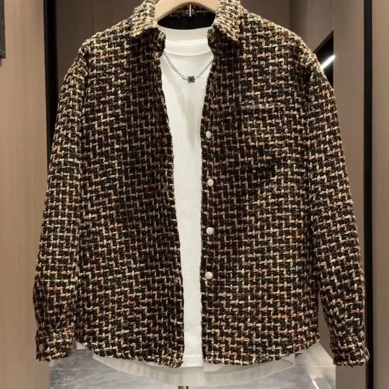 

Модная брендовая мужская рубашка в стиле ретро с принтом, толстая линия, корейский стиль, тканая рубашка с длинными рукавами и лацканами, универсальная куртка на пуговицах