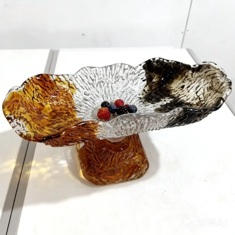 Luxury European Crystal Glass Fruit Plate High End Antique Style Decorative Bowl for Villa Hotel Living Room Centerpiece